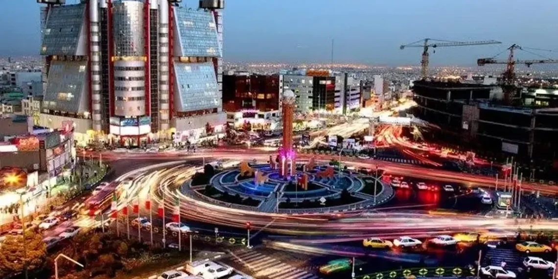 واکنش عضو شورای شهر به طرح تبدیل میدان صادقیه به زیرگذر: عبور سریع‌تر خودرو‌ها نباید تنها هدف غیرهمسطح کردن معابر باشد