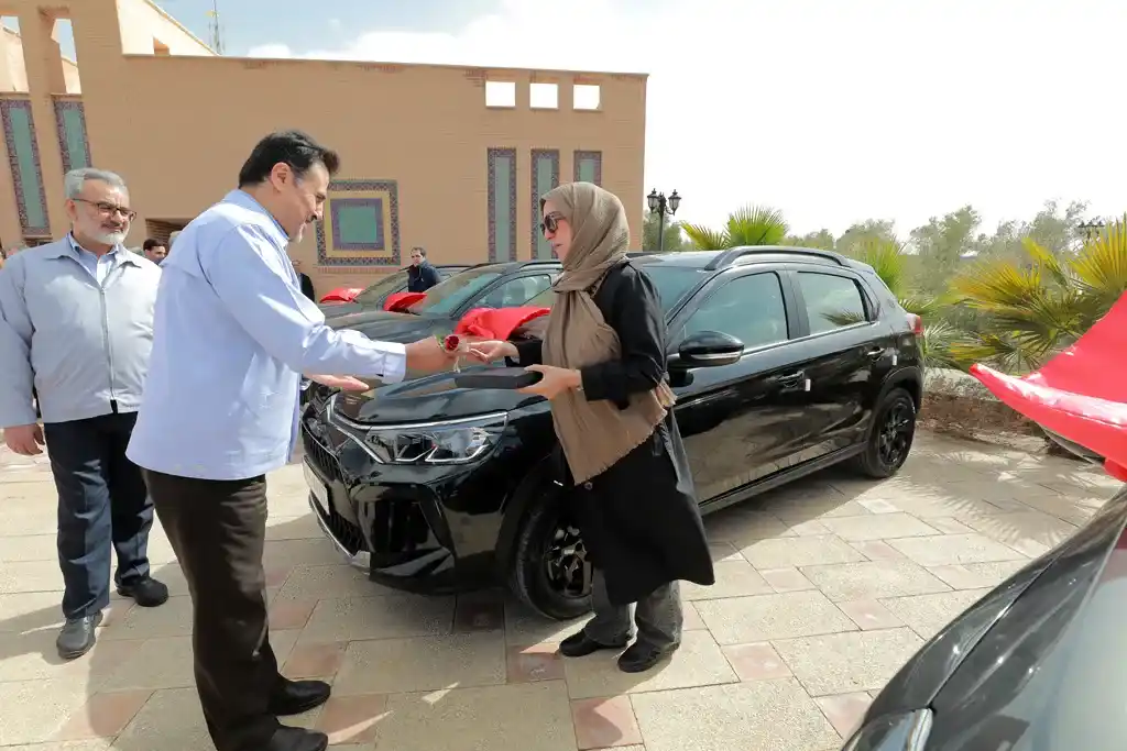 آغاز تحویل رسمی اولین سری از خودروهای سیتروئن C3-XR به مشتریان