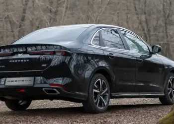 9 محصول سواری گروه بهمن از طریق مزایده به فروش می‌رسد